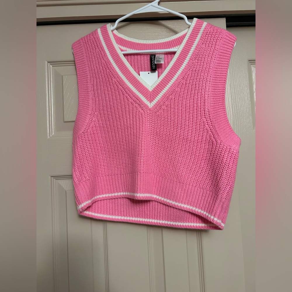 H&M Pink V-Neck Knit Tank Top
